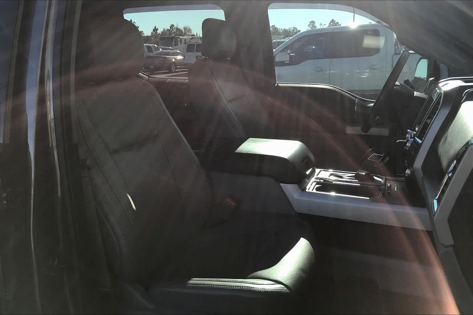 Used 2017 Ford F150 Lariat RWD image 8