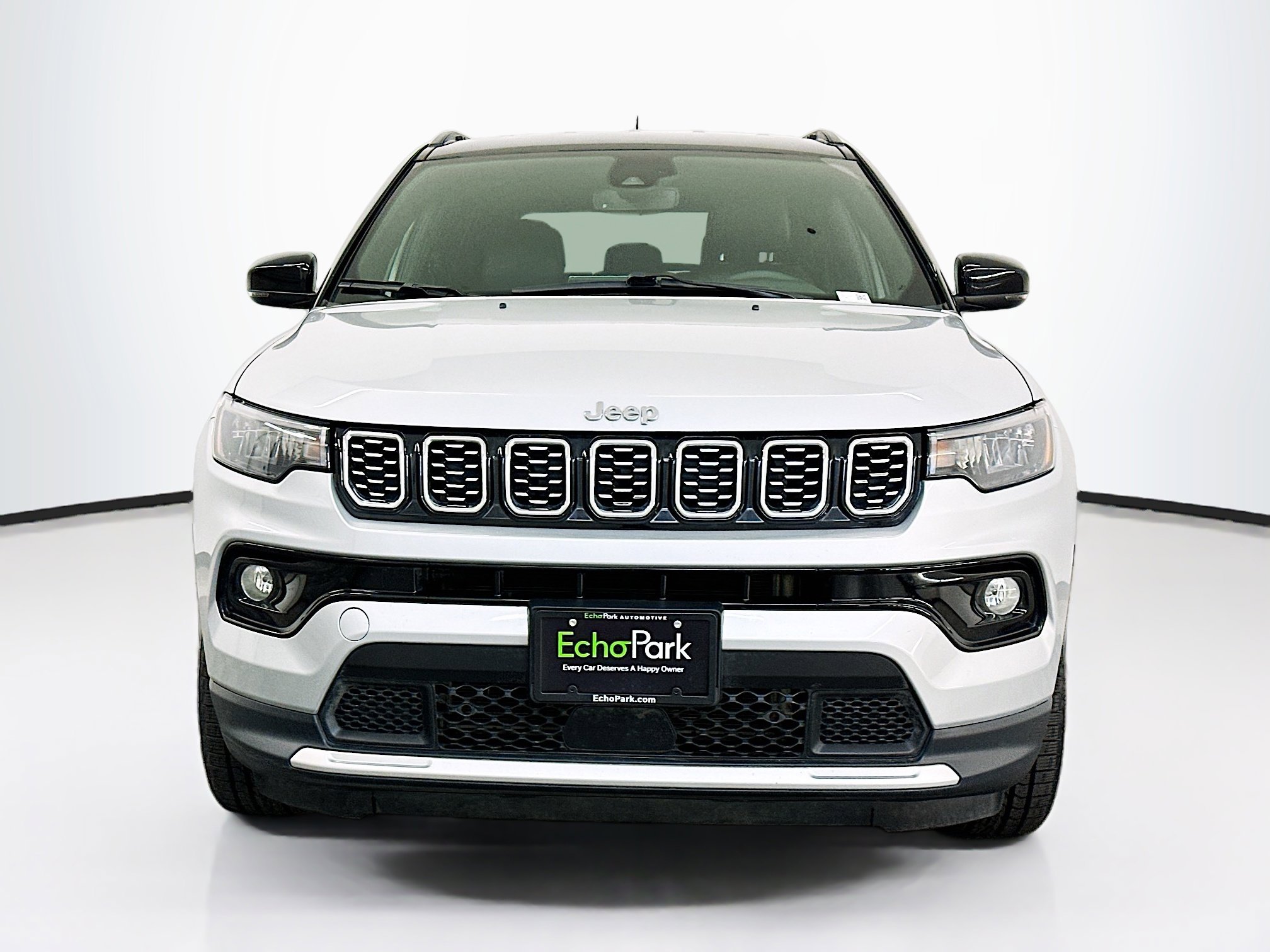 Used 2025 Jeep Compass Limited image 2
