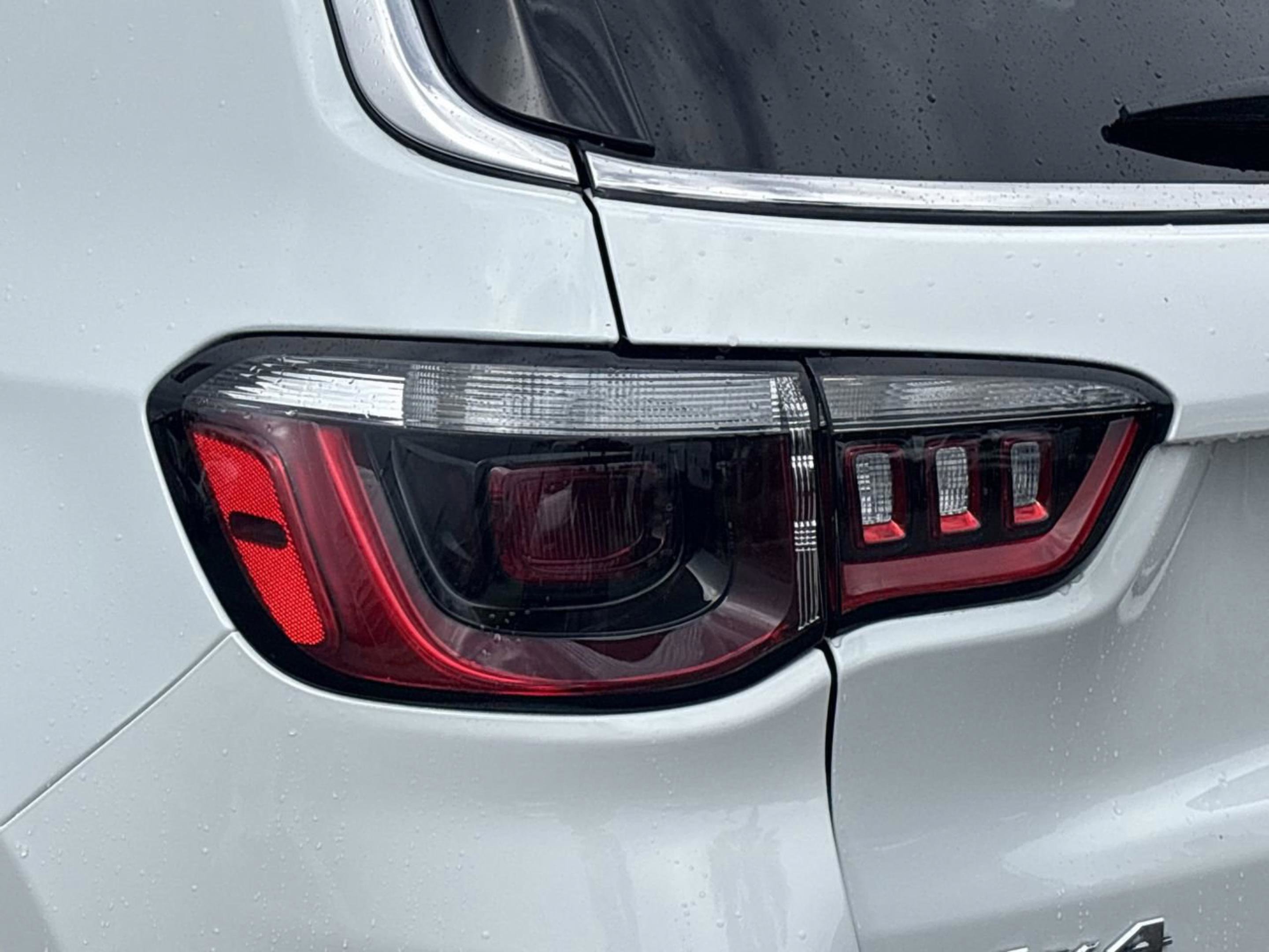 New 2026 Jeep Compass Latitude image 27