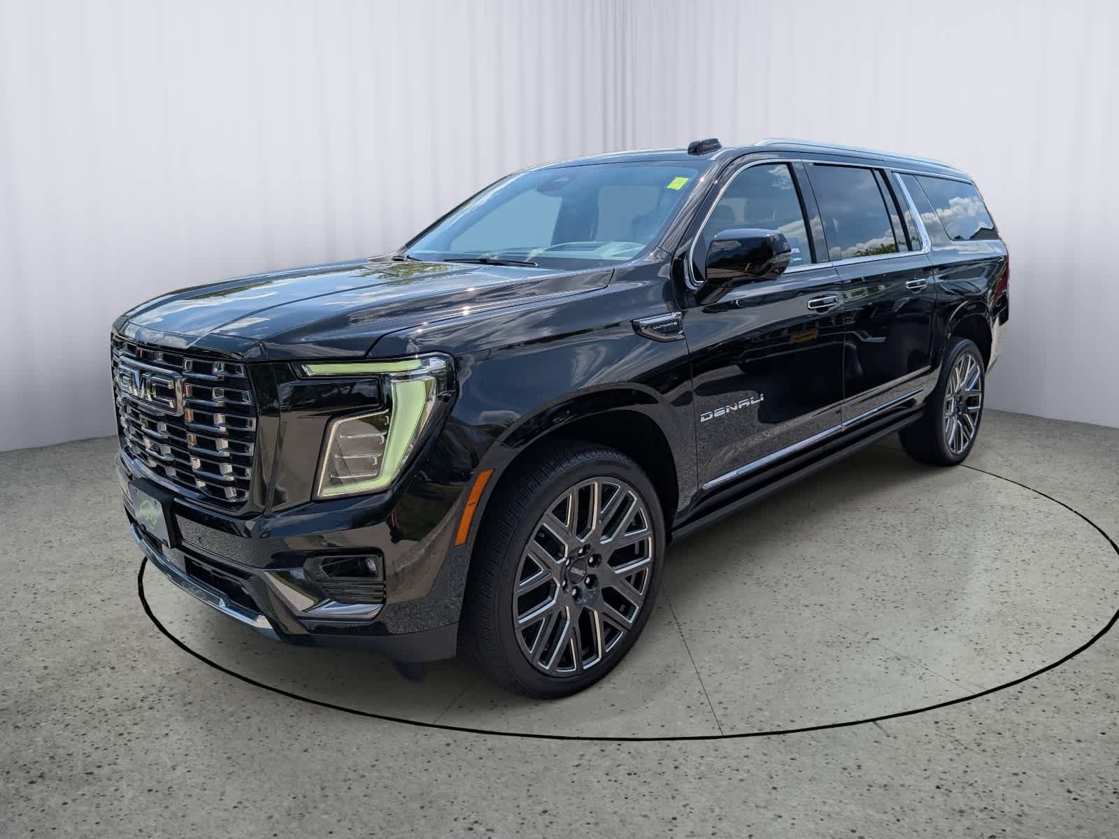 Certified 2026 GMC Yukon XL Denali Ultimate AWD/4WD image 7