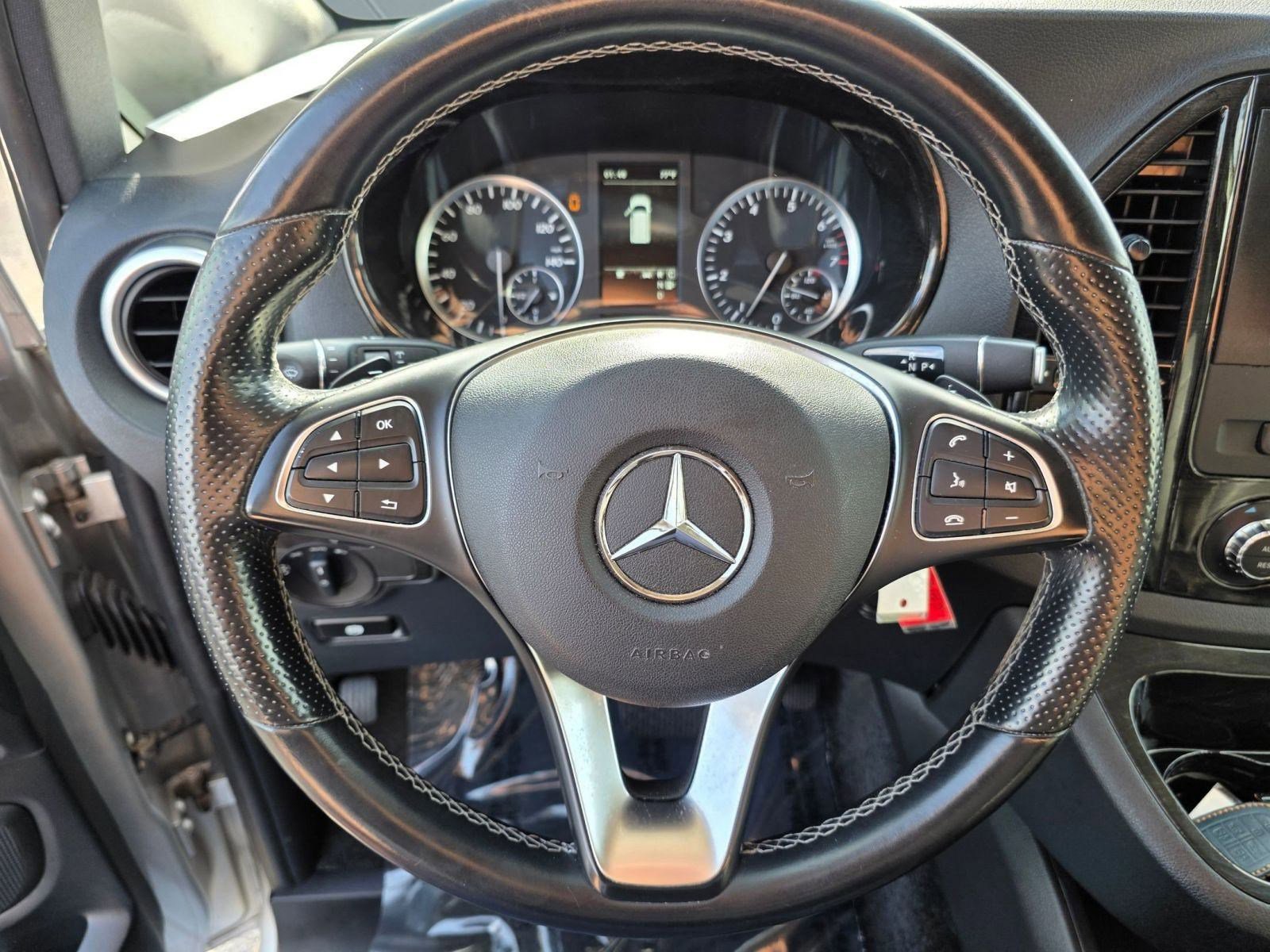 Used 2018 Mercedes-Benz Metris Passenger image 15