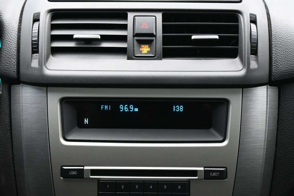 Used 2010 Ford Fusion SE FWD image 23