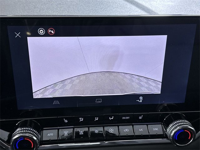 New 2026 GMC Canyon Elevation w/ Convenience Package image 15