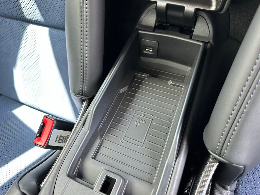 Used 2025 Porsche 718 Cayman GT4 RS image 29