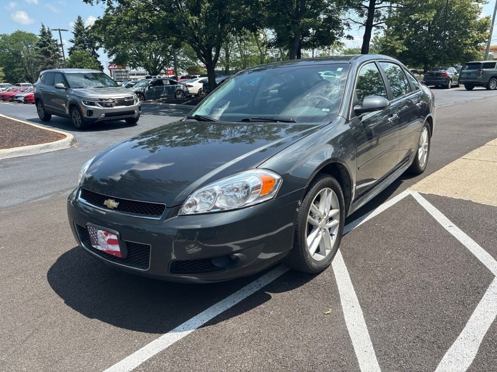 Used 2014 Chevrolet Impala LTZ FWD image 3