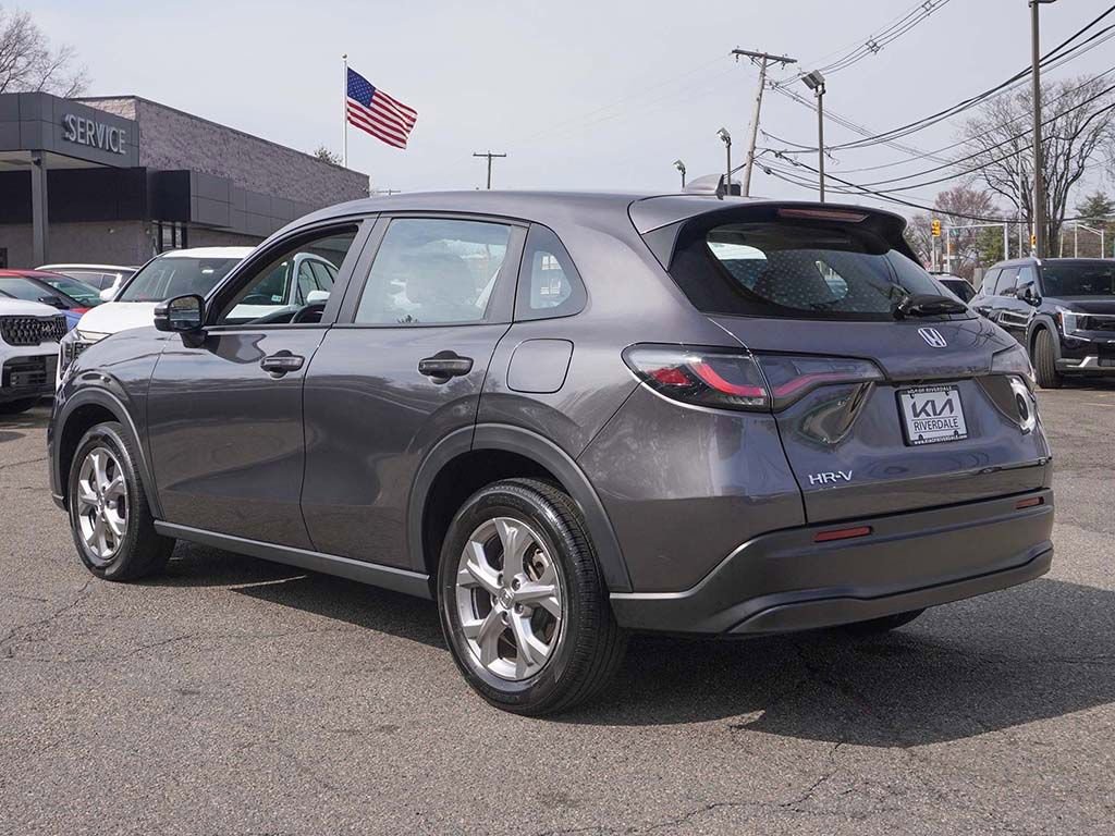 Used 2023 Honda HR-V LX image 6