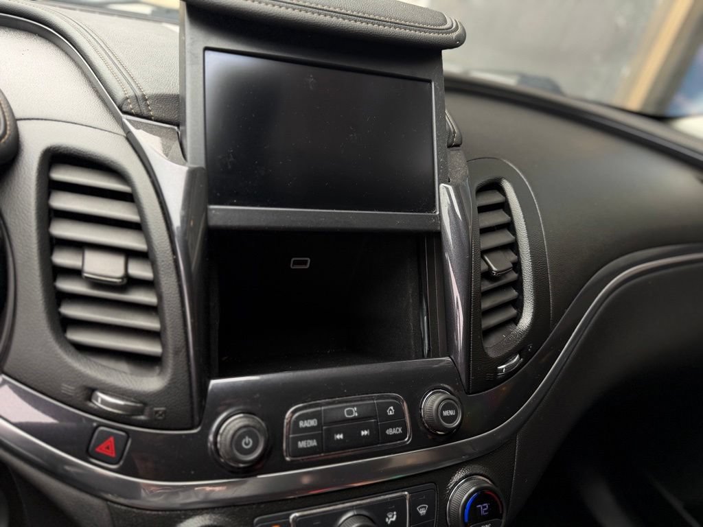 Used 2017 Chevrolet Impala LT FWD image 45