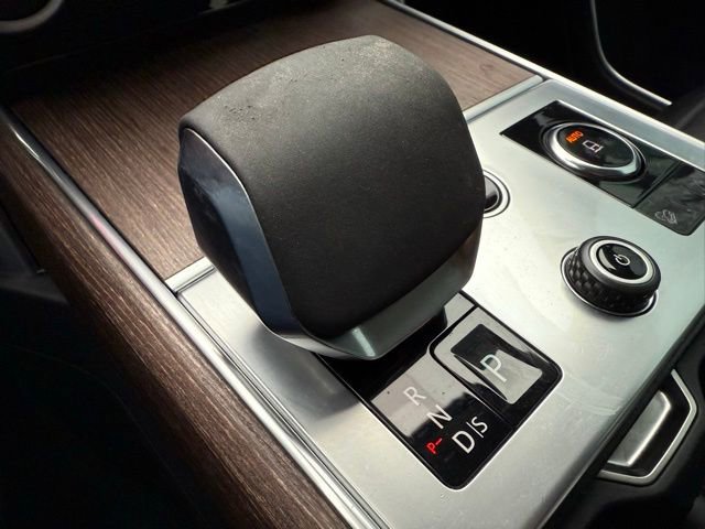 Used 2023 Land Rover Range Rover SE image 27