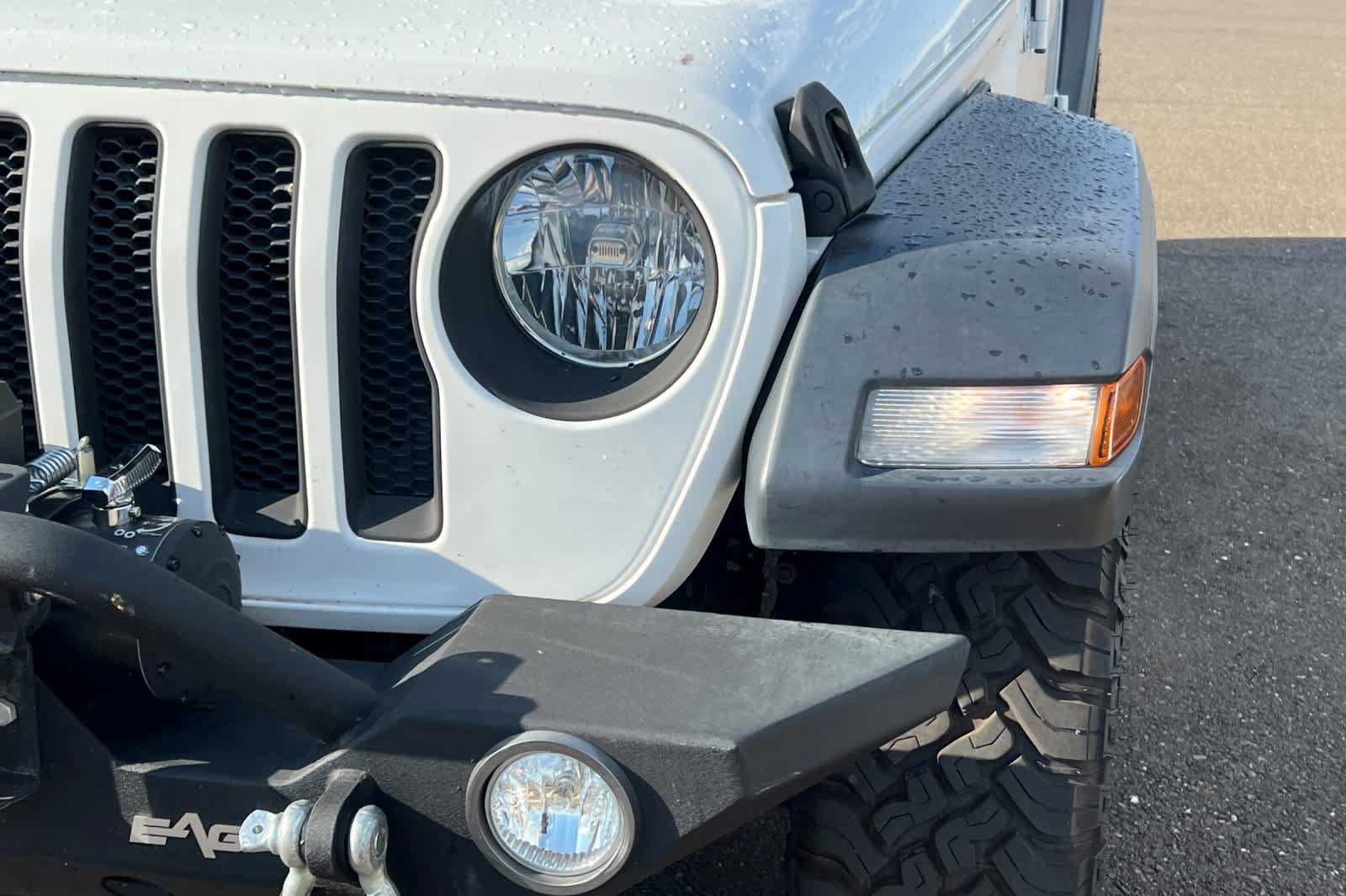Used 2018 Jeep Wrangler Unlimited Sport AWD/4WD image 11