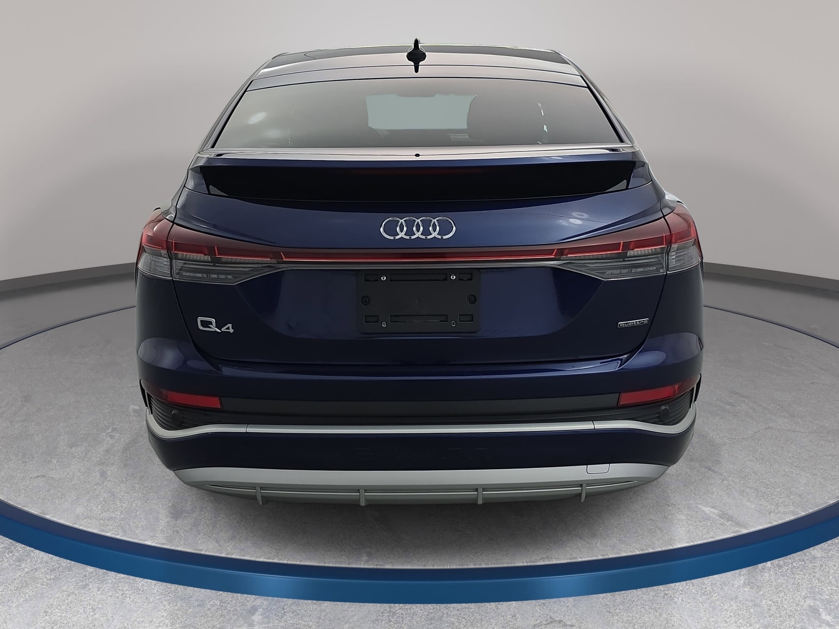 Used 2025 Audi Q4 e-tron Premium w/ Convenience Package AWD/4WD image 6