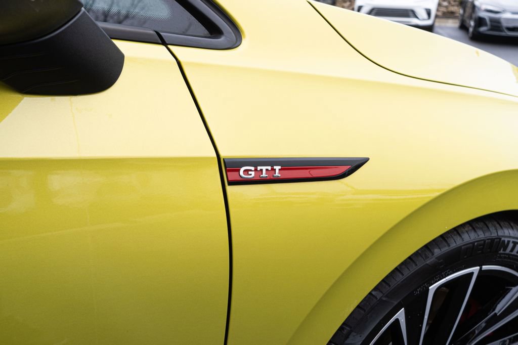 Used 2022 Volkswagen GTI Autobahn image 4