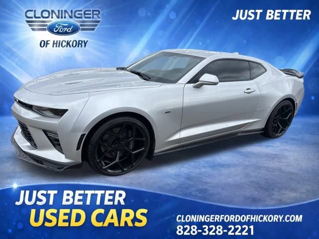Used 2018 Chevrolet Camaro SS image 1
