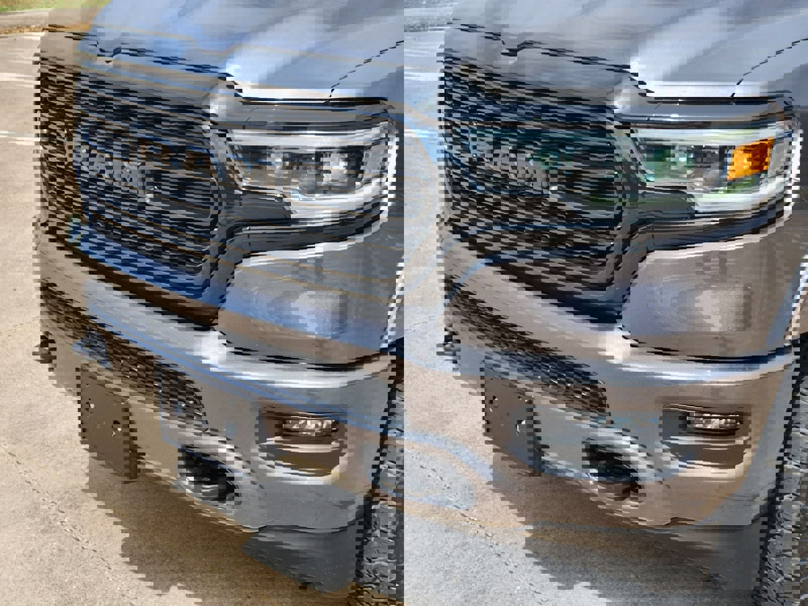 Used 2023 RAM 1500 Limited w/ Night Edition image 10