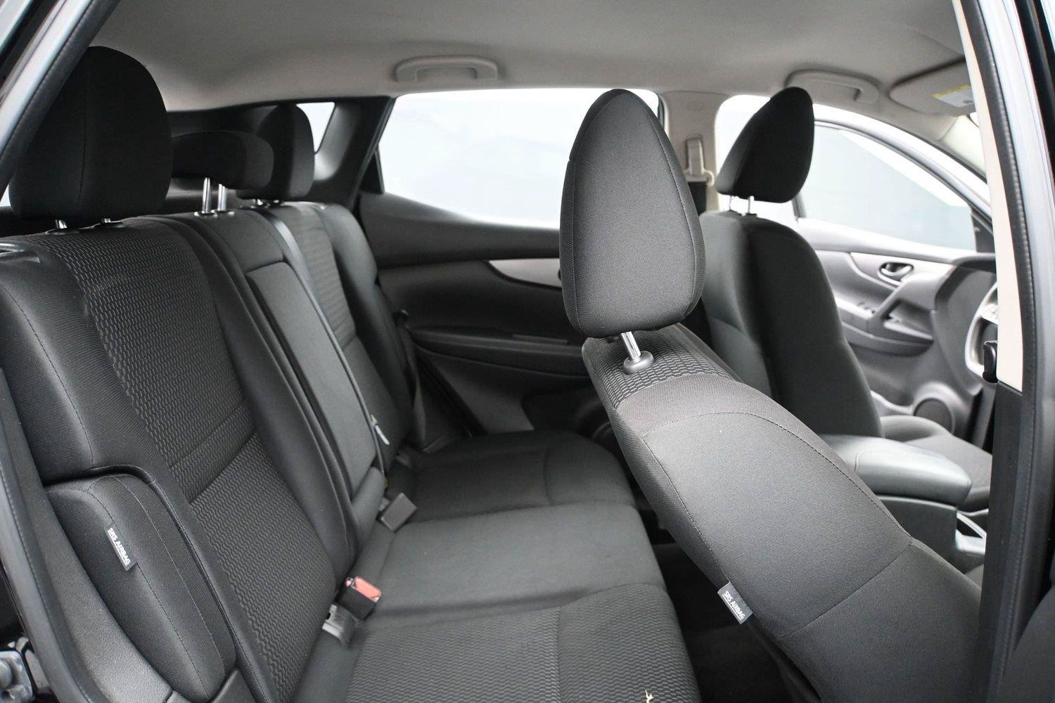 Used 2020 Nissan Rogue Sport S w/ Appearance Package AWD/4WD image 17