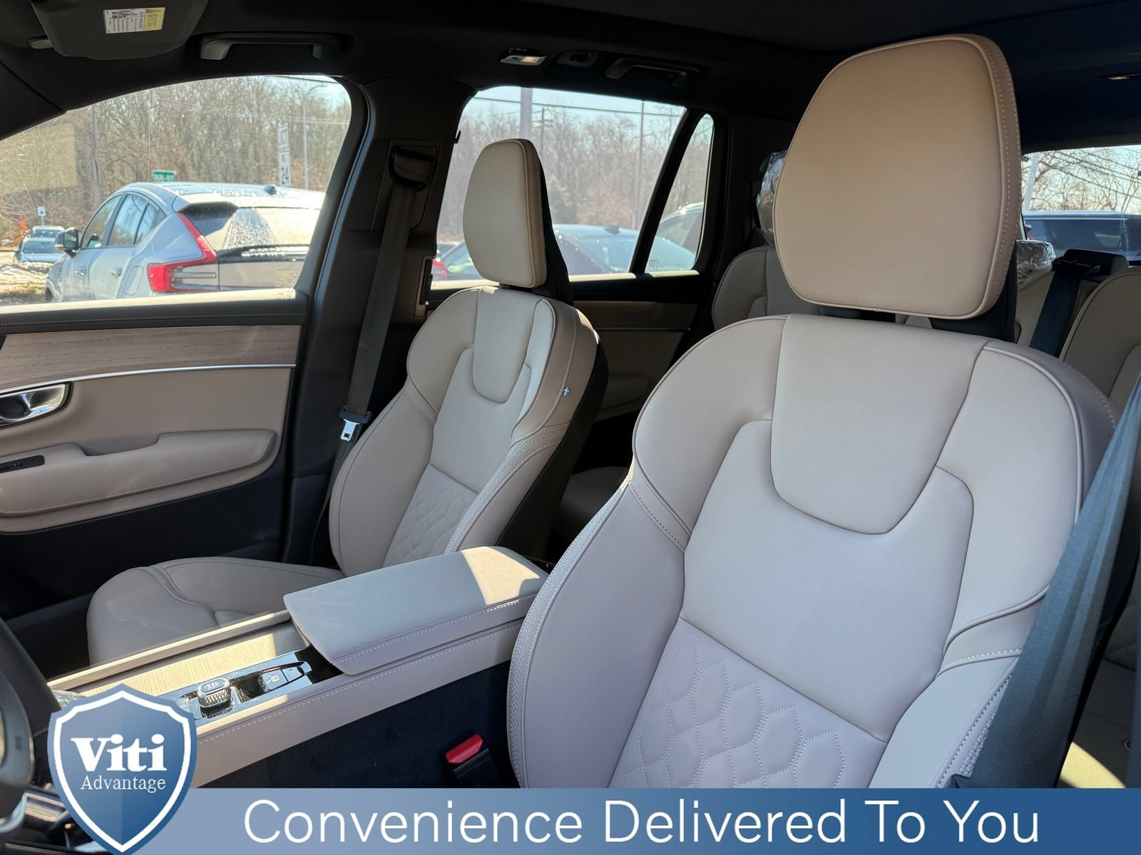 New 2026 Volvo XC90 B5 Plus w/ Protection Package Premier AWD/4WD image 13