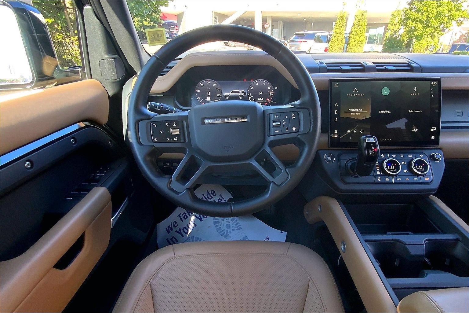 Certified 2026 Land Rover Defender 110 X-Dynamic SE AWD/4WD image 5