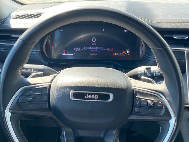 Used 2023 Jeep Grand Cherokee Limited AWD/4WD image 8