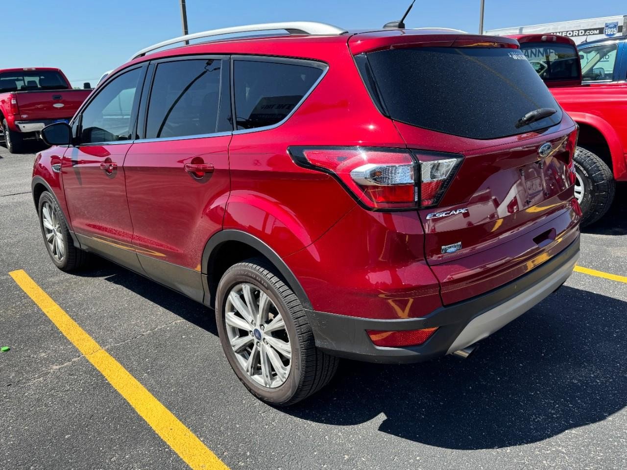 Used 2017 Ford Escape Titanium image 7