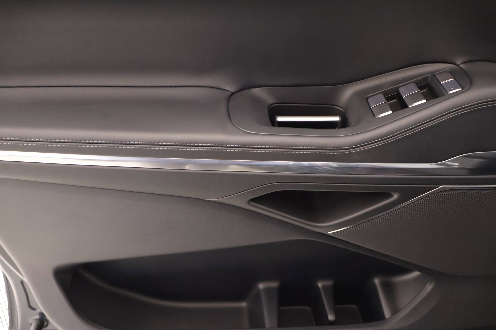 New 2026 Lincoln Navigator Premiere image 16