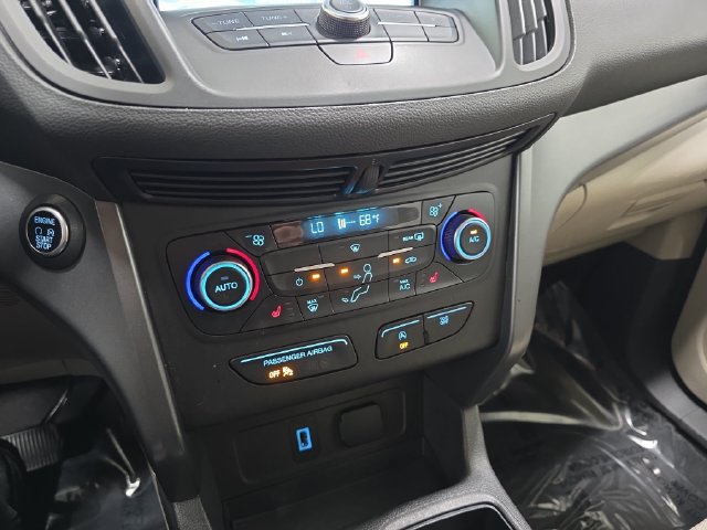 Used 2019 Ford Escape SE FWD image 24