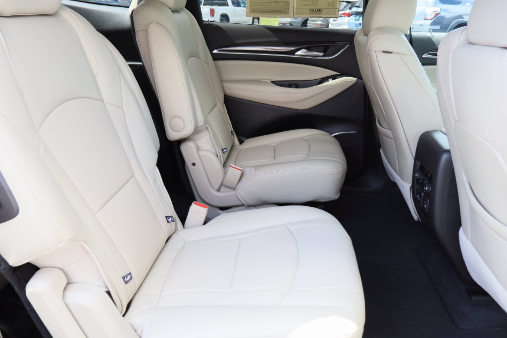 Certified 2021 Buick Enclave Premium w/ Sun and Sites Package FWD image 32