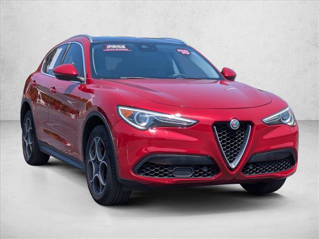 Used 2018 Alfa Romeo Stelvio Ti AWD/4WD image 3