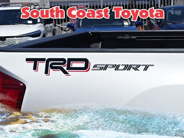 Used 2017 Toyota Tacoma TRD Sport RWD image 11