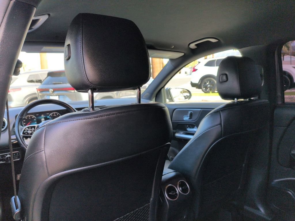 Used 2022 Mercedes-Benz GLA 250 image 17