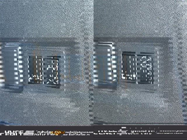 Used 2023 Chevrolet Suburban Premier image 35