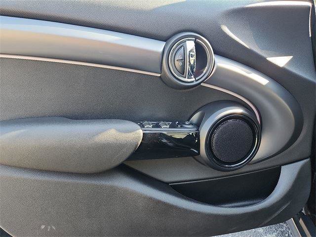 Used 2024 MINI Cooper S image 12