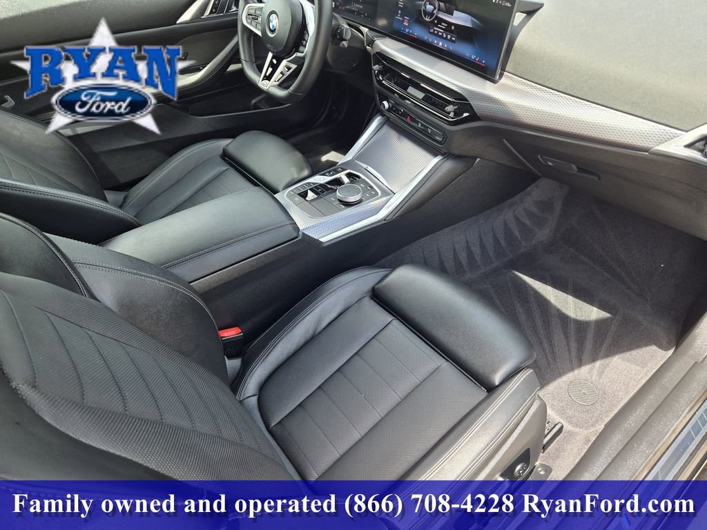 Used 2026 BMW 430i Coupe w/ M Sport Package RWD image 18