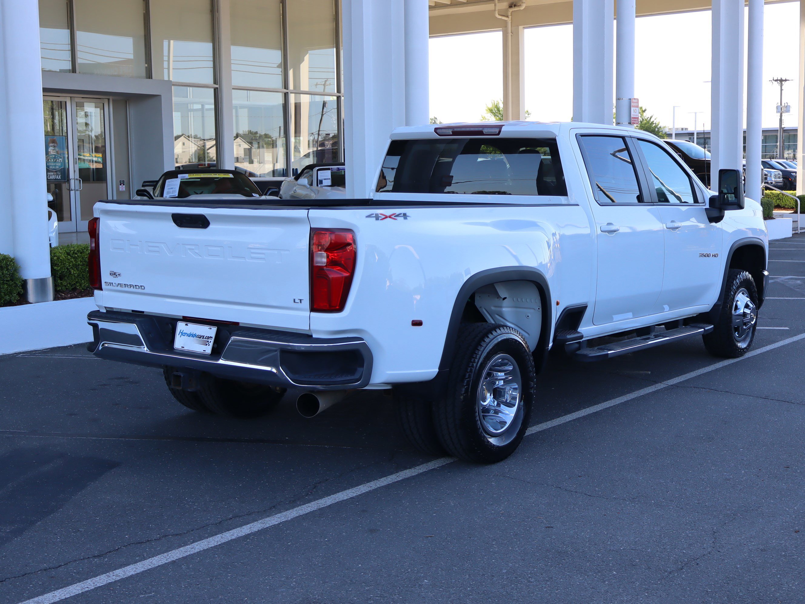 Used 2024 Chevrolet Silverado 3500 LT AWD/4WD image 11