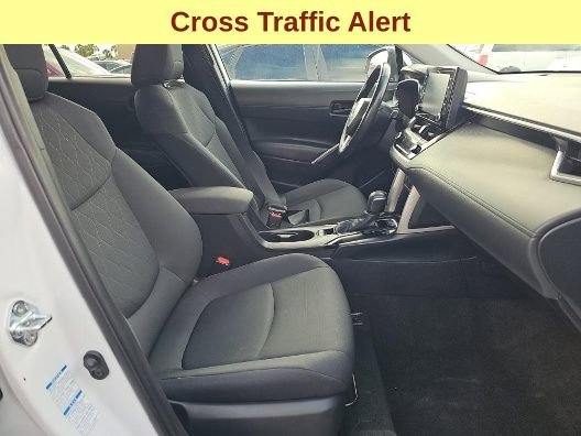 Used 2022 Toyota Corolla Cross LE AWD/4WD image 10