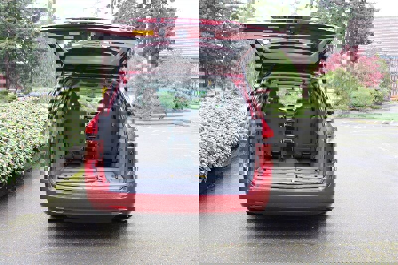 Used 2011 Toyota Sienna XLE w/ Entertainment Pkg image 18