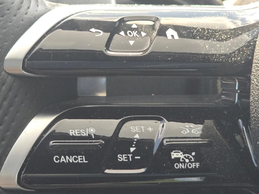 Certified 2023 Mercedes-Benz C 300 4MATIC Sedan image 31