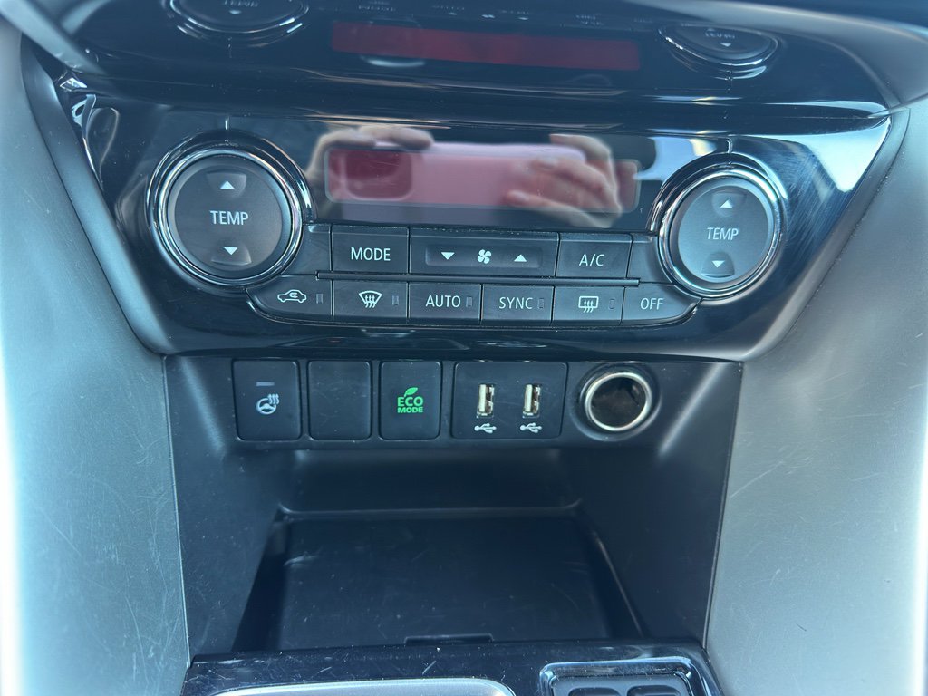 Used 2024 Mitsubishi Eclipse Cross SEL image 22