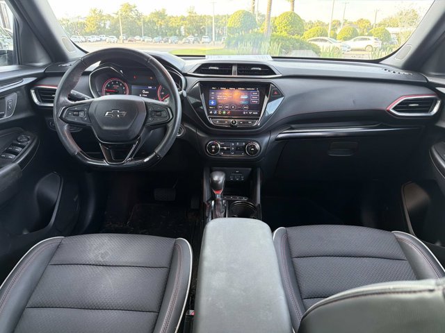 Used 2022 Chevrolet TrailBlazer RS w/ Technology Package FWD image 22