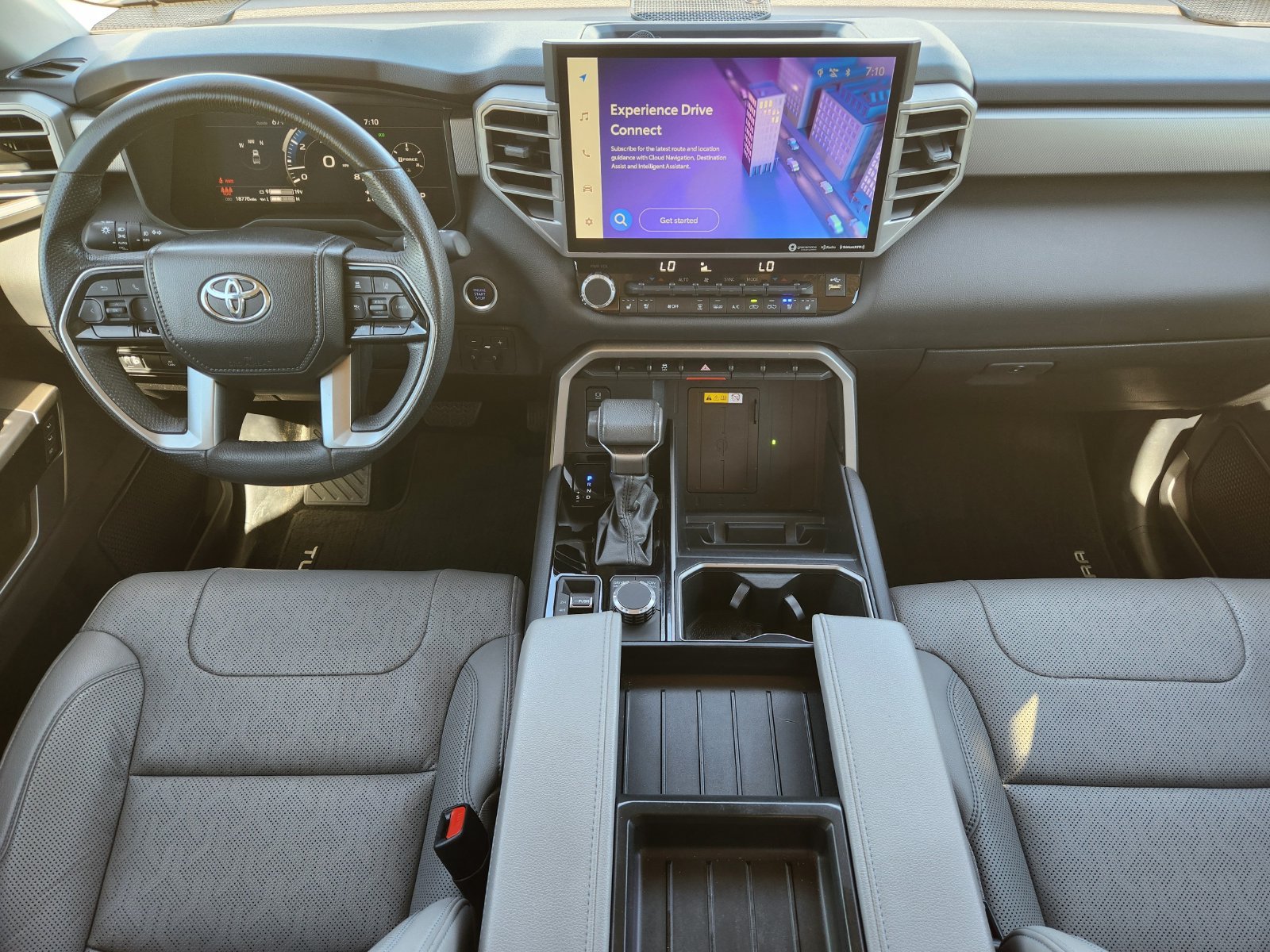 Used 2024 Toyota Tundra Limited w/ Power Package AWD/4WD image 29