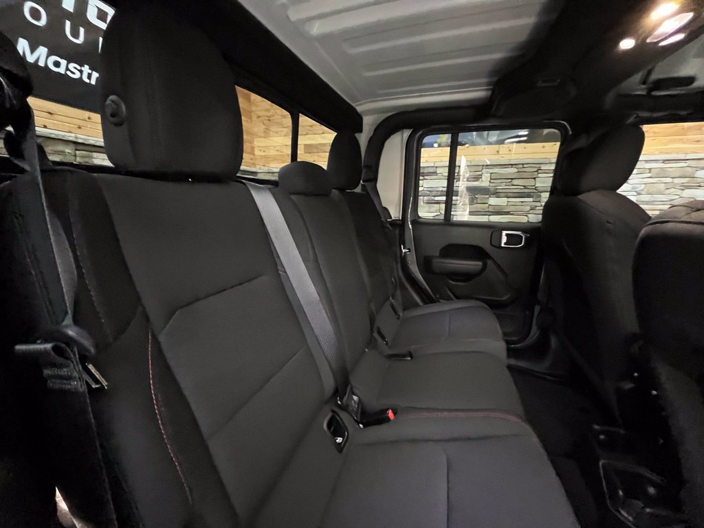 Used 2023 Jeep Gladiator Rubicon w/ Cold Weather Group AWD/4WD image 40