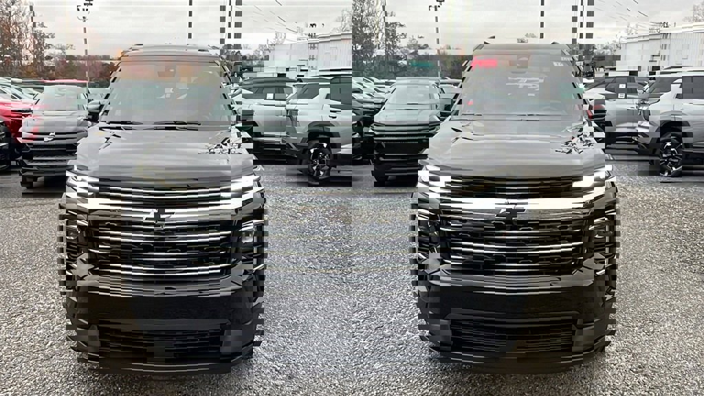 New 2026 Chevrolet Traverse LT image 2