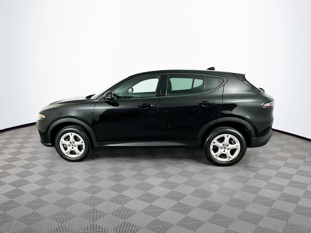 Certified 2024 Dodge Hornet GT w/ Cold Weather Group AWD/4WD image 6