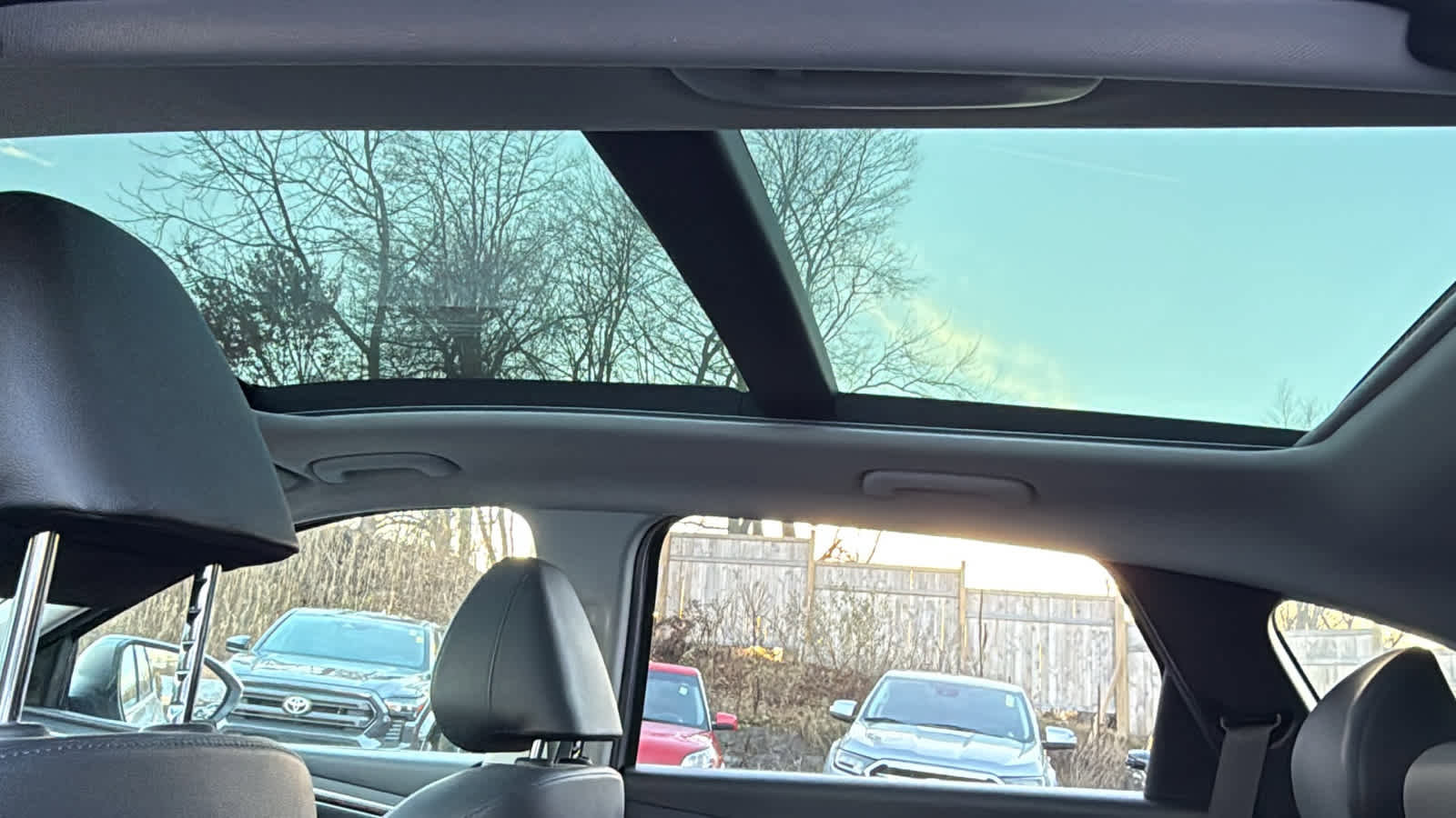 Used 2023 Hyundai Tucson Limited image 27