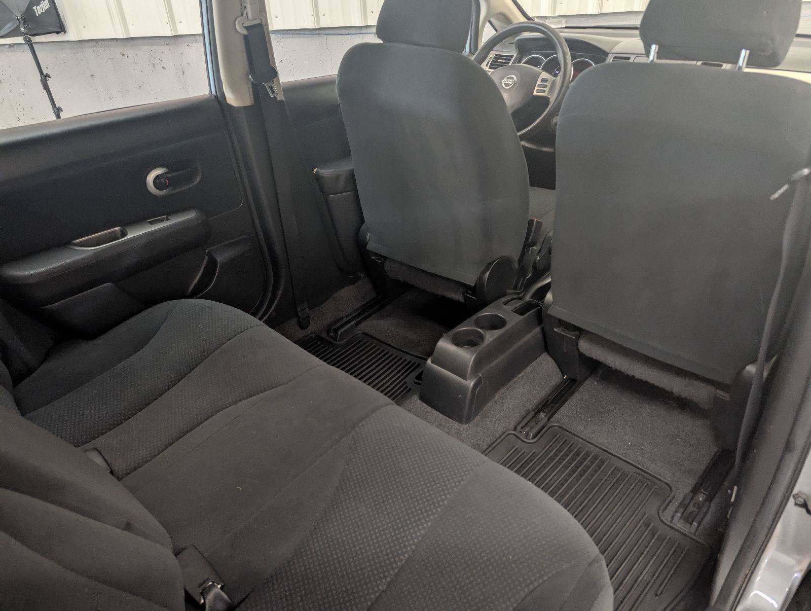 Used 2011 Nissan Versa 1.8 S w/ Plus Pkg FWD image 33