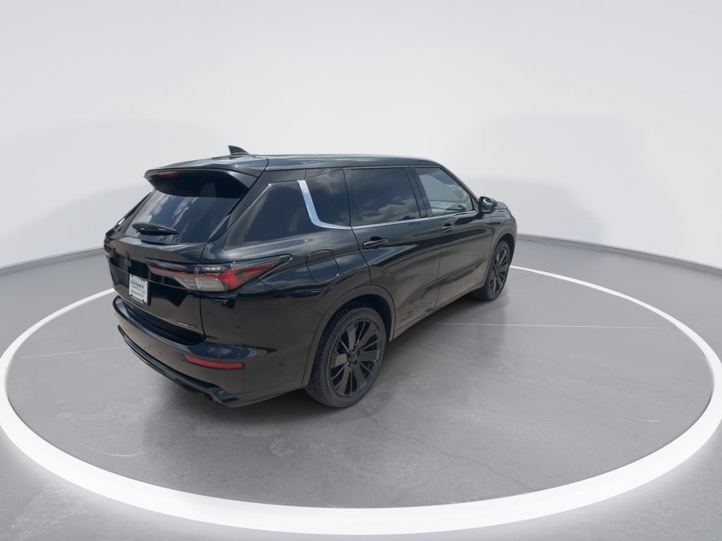 New 2026 Mitsubishi Outlander LE FWD image 8