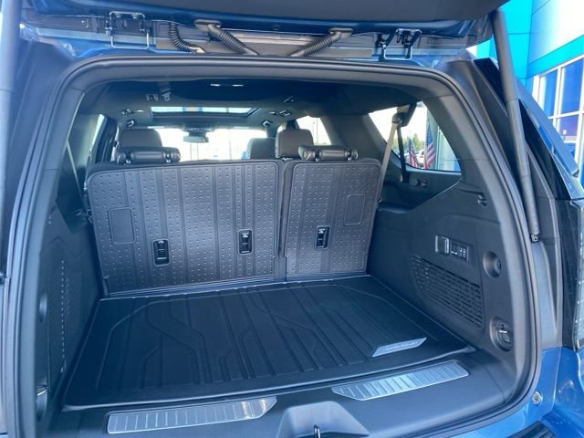 New 2026 Chevrolet Suburban Premier image 22