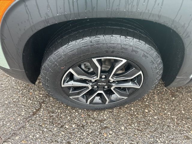 Used 2024 Chevrolet TrailBlazer ACTIV w/ Driver Confidence Package image 9