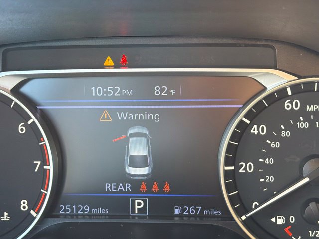 Used 2025 Nissan Altima 2.5 SV w/ SV Special Edition Package FWD image 31