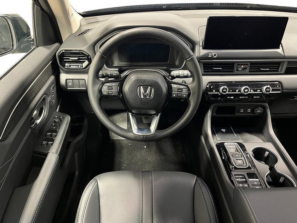 New 2026 Honda Pilot Touring image 16
