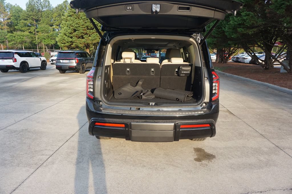 Used 2025 Nissan Armada Platinum RWD image 18