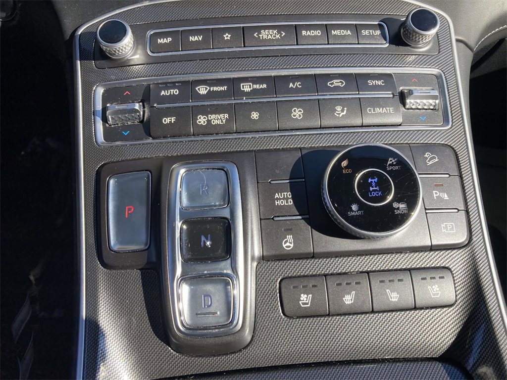 Used 2021 Hyundai Santa Fe Limited w/ Cargo Package image 17